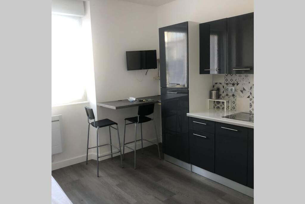 Yannadal/Studio Cosy Avec Vraie Cuisine A Recouvrance/ Proche Tram/Bus Et Proximite Avec L'Arsenal Apartman Breszt Kültér fotó