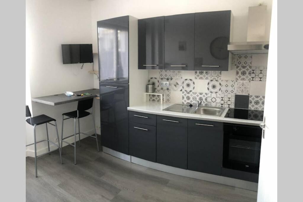 Yannadal/Studio Cosy Avec Vraie Cuisine A Recouvrance/ Proche Tram/Bus Et Proximite Avec L'Arsenal Apartman Breszt Kültér fotó